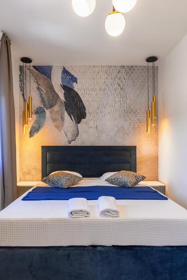 חוואר Villa Capitis In The Center- Exclusive Apartment מראה חיצוני תמונה