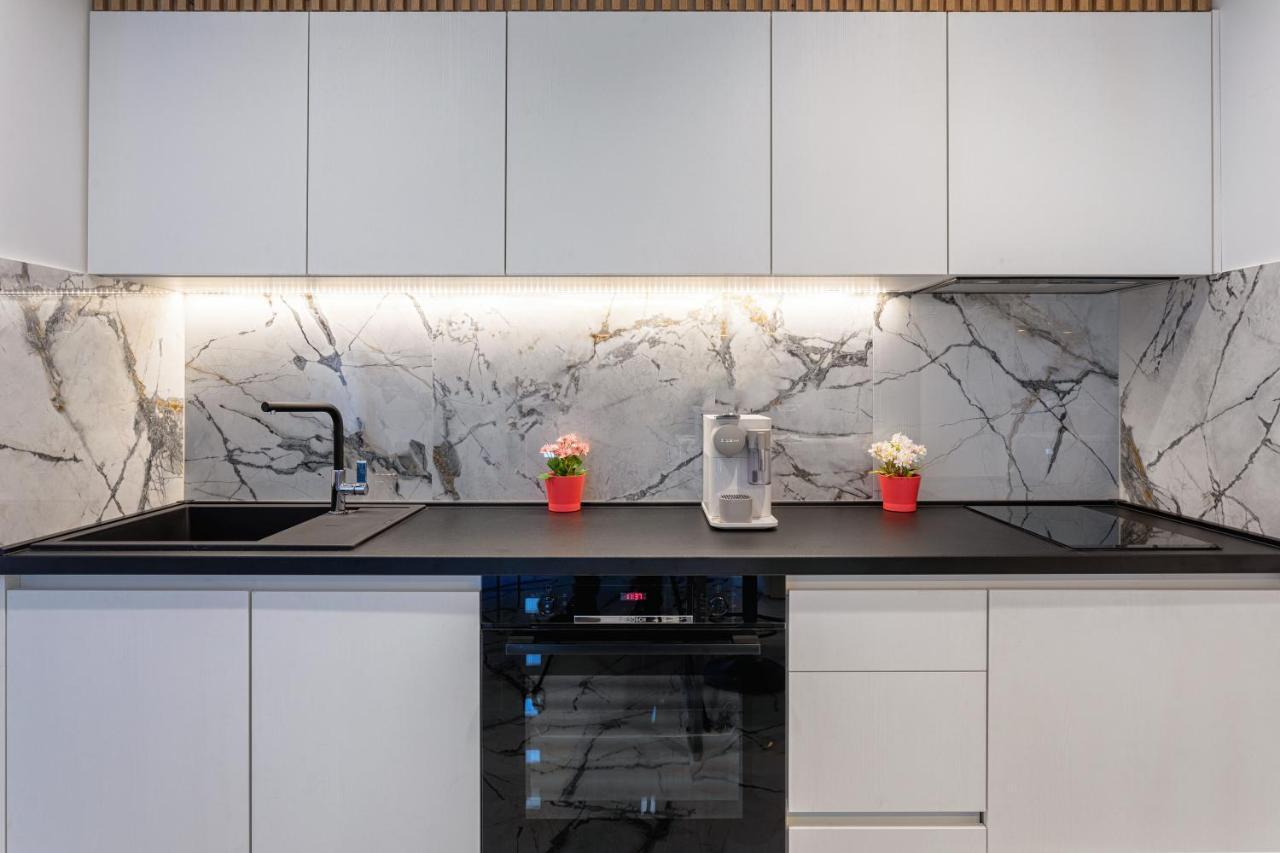 חוואר Villa Capitis In The Center- Exclusive Apartment מראה חיצוני תמונה